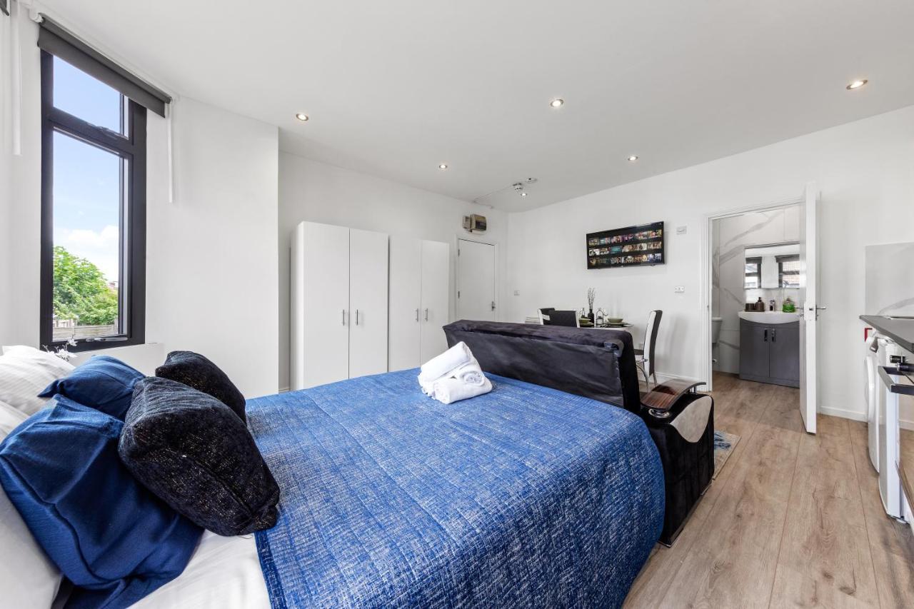 Comfy 1Bdr - 30Mins To Central Ldn - Parking The Hyde Exteriér fotografie